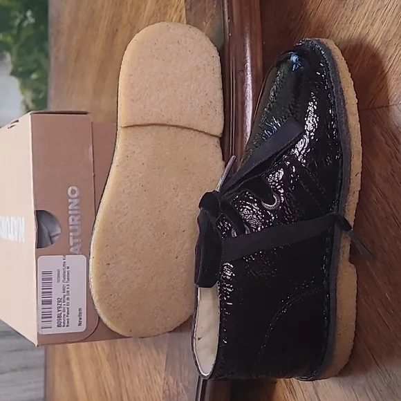 New in box! Naturino Milky black patent leather shoes Toddler size 9.5