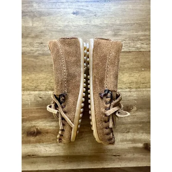 NEW Minnetonka Kilty Hardsole Dusty Brown Suede Leather Moccasins Boho 7