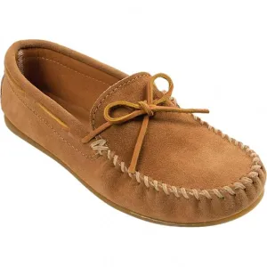 NEW MINNETONKA men's classic moccasin in taupe