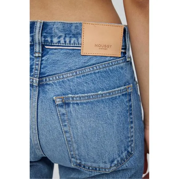 NEW MOUSSY shalen straight jean in light blue