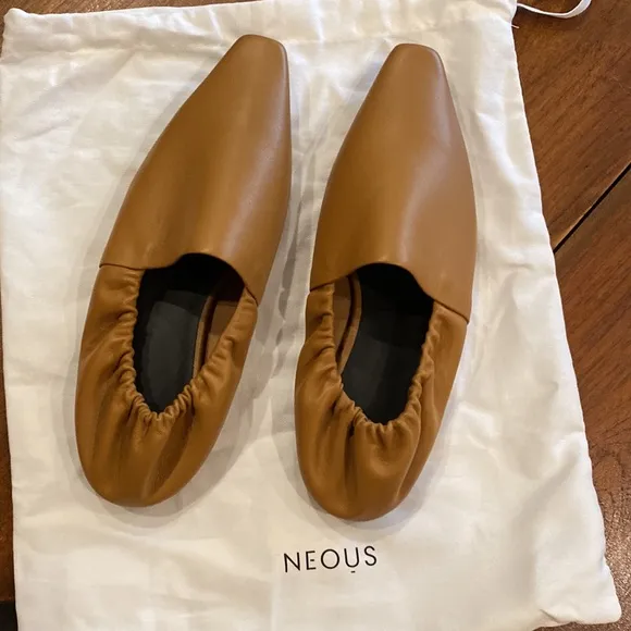 New Neous Pointy Flats in Camel size 37