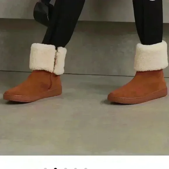 New Porte &amp; Paire shearling-trimmed suede boots sz 10