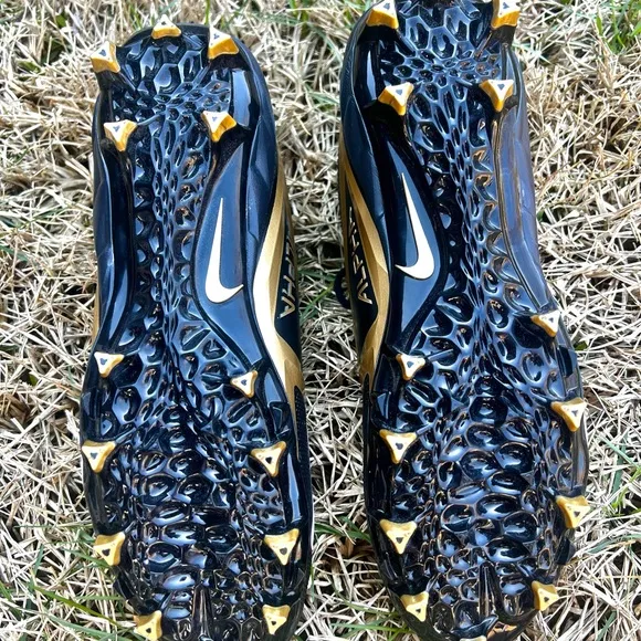 NEW RARE Nike Alpha Menace 4 Elite Gold size 11 Football Cleats shoes