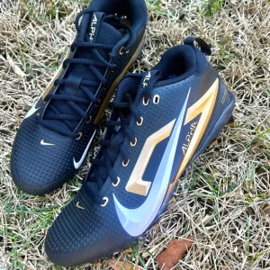 NEW RARE Nike Alpha Menace 4 Elite Gold size 11 Football Cleats shoes