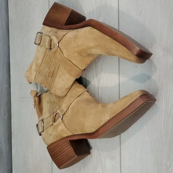 NEW Sam Edelman Womens Bellamie Camel Western Boho Heels Square Toe shoes