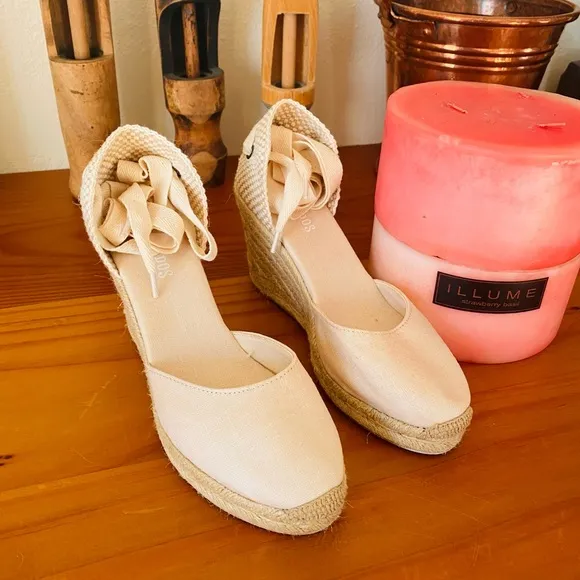 NEW | Soludos Tan Espadrille Wedges