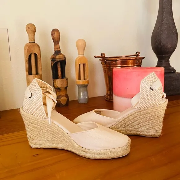 NEW | Soludos Tan Espadrille Wedges