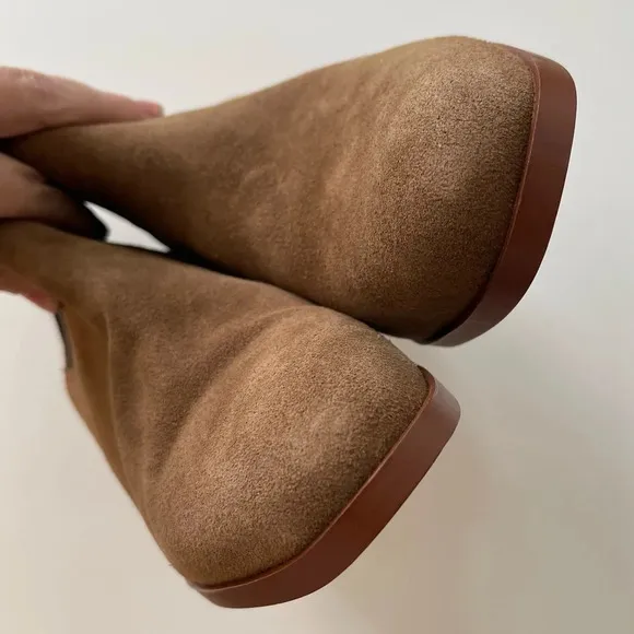 NEW Steve Madden Rhiannon Boots Womens 10M Tan Chelsea Boot Pull On Heeled