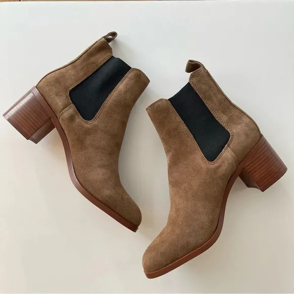 NEW Steve Madden Rhiannon Boots Womens 10M Tan Chelsea Boot Pull On Heeled