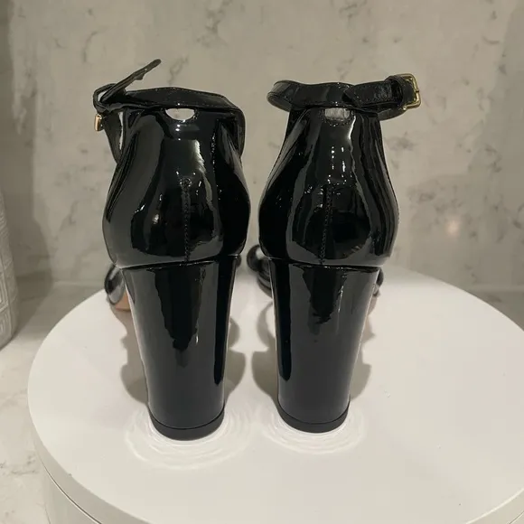 New! Stuart Weitzman Leather Nearlynude Sandals Black Patent Heel Sz 9 $475‎
