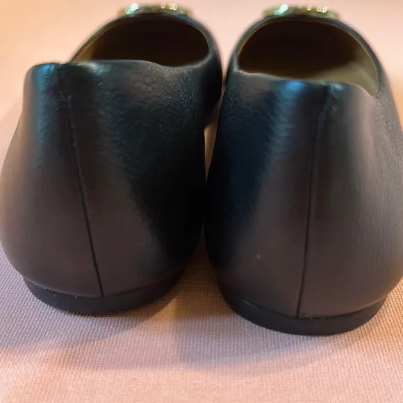 New Tory Burch Leather Black Ballet Flats. Size 9.