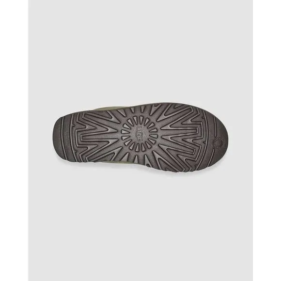 NEW UGG men's neumel boots in burnt olive