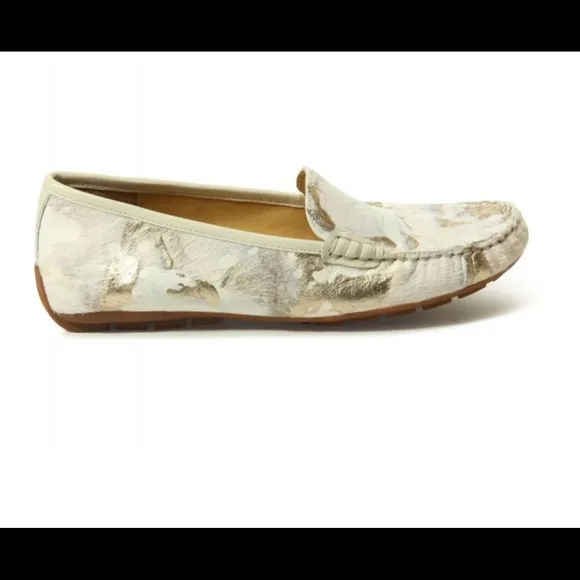 NEW VANELI ALBION LOAFER MOCCASINS IN CREAM PLATINO HAIRCALF SIZE 9.5