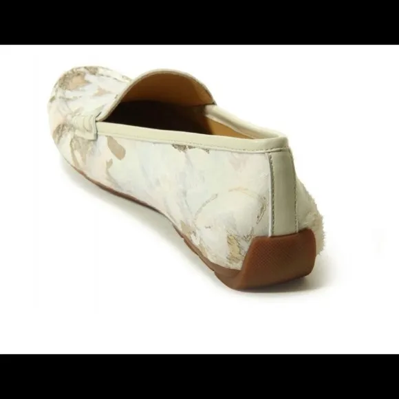 NEW VANELI ALBION LOAFER MOCCASINS IN CREAM PLATINO HAIRCALF SIZE 9.5