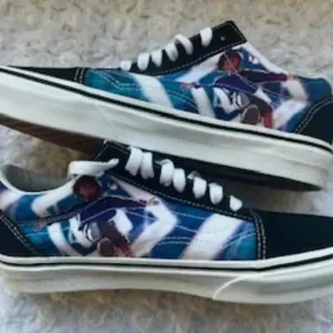 NEW Vans X Karl Jacob’s Old Skool Low Top Dream SMP Sneakers Womens 8.5 NWT