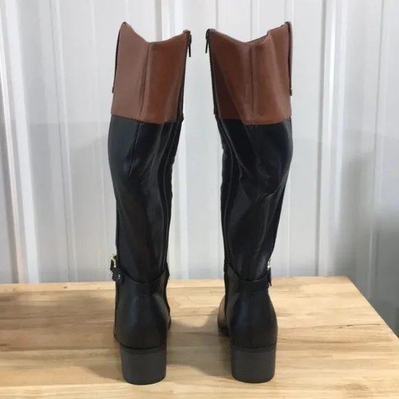 New WB Woman’s Karen Scott Heeled Boots