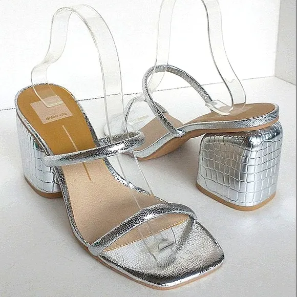 New w/o Box Dolce Vita Noxie Silver Cracked Textured Block Heel Sandals Size 8.5