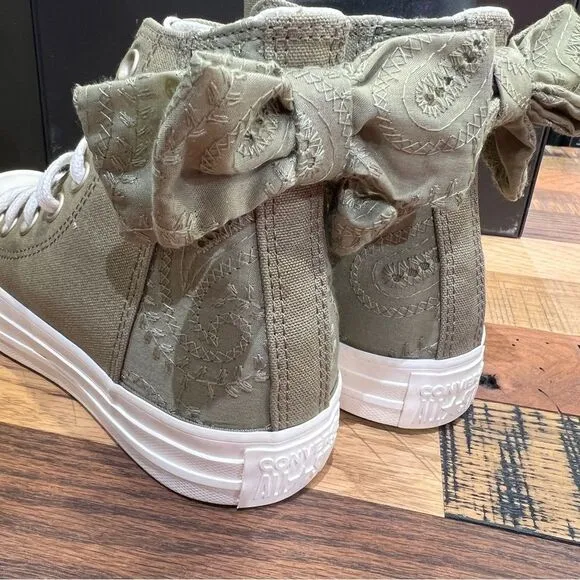 NEW Converse Chuck Taylor All Star Bow Mossy Sloth Green Embroidered Flowers