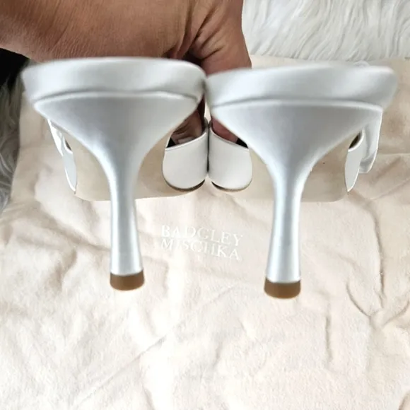 NIB Badgley Mischka 'Alaya' Pointed-Toe Mule, Size 7