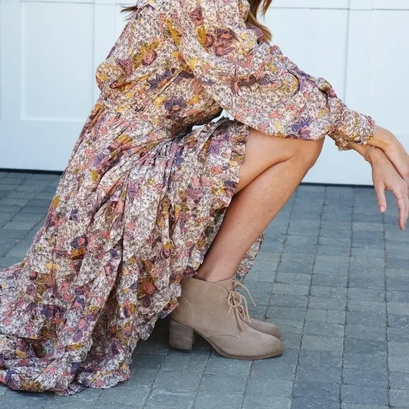NIB Beek Songlark Stone Heeled Ankle Suede Boots Booties Size 8.5