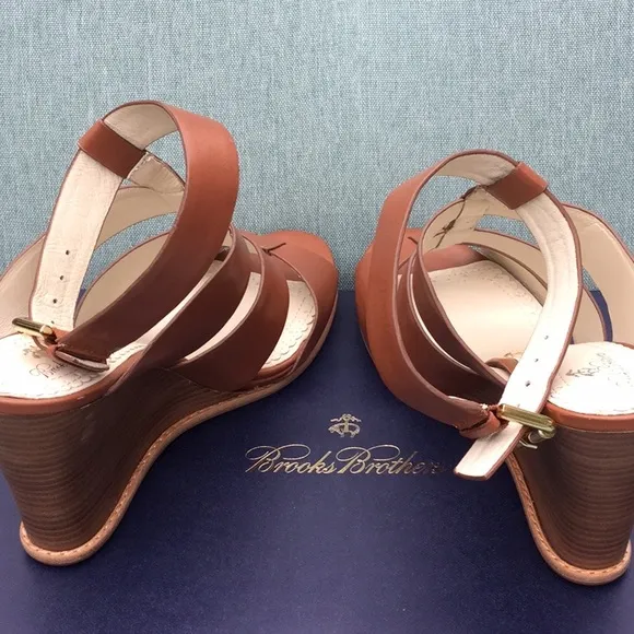 NIB Brown Brooks Brothers Ankle Strap Wedge Sandals 8