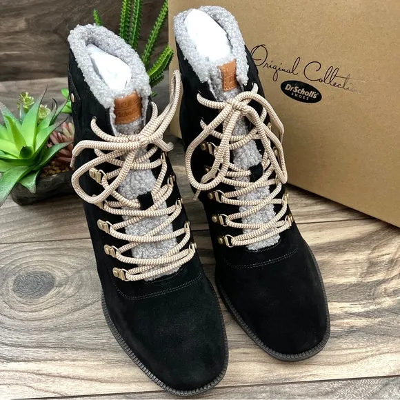 NIB Dr Scholls Loni Lace Up Combat Boots Bootie Heeled Black Suede