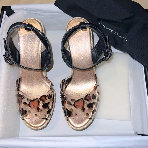 nib Giuseppe Zanotti Leopard Vinyl Espadrille Platform Wedge Sandals | Size 7
