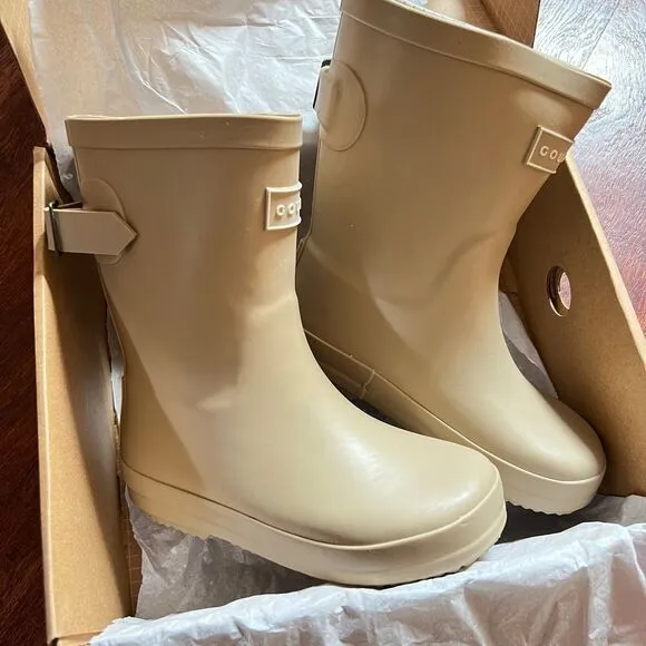 NIB Goumi Kids Muddies SZ 9 Dune Rain Boots