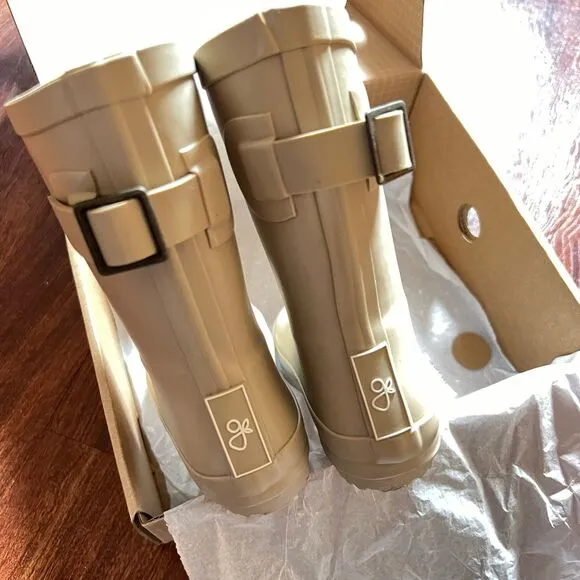 NIB Goumi Kids Muddies SZ 9 Dune Rain Boots