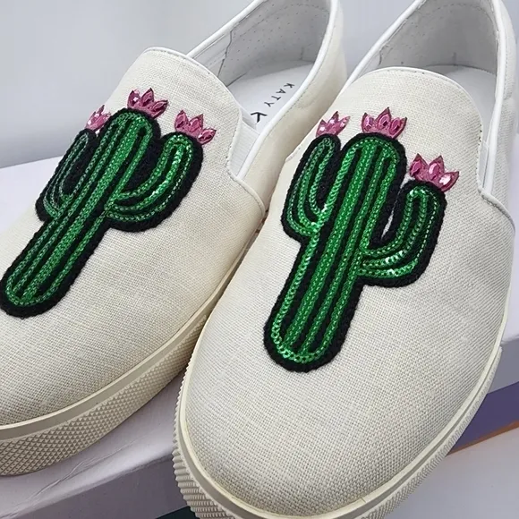 NIB Katy Perry The Kerry canvas Cactus slip on boat shoes sz 5