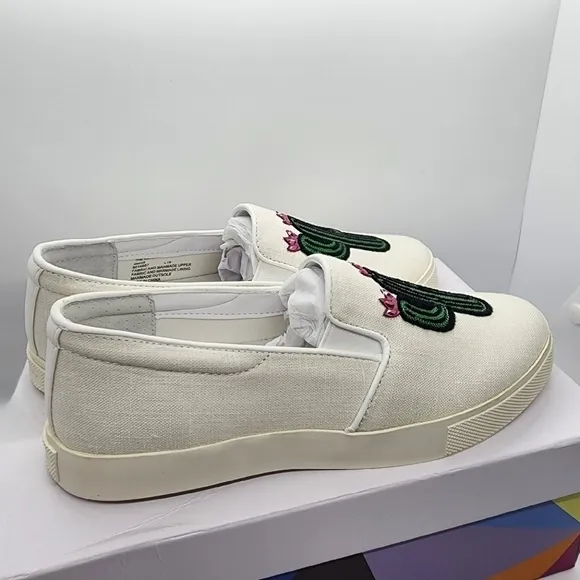 NIB Katy Perry The Kerry canvas Cactus slip on boat shoes sz 5