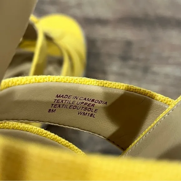 NIB Michael Kors Berkley Espadrille Wedge Sandals in Golden Yellow