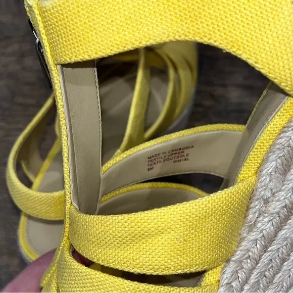 NIB Michael Kors Berkley Espadrille Wedge Sandals in Golden Yellow