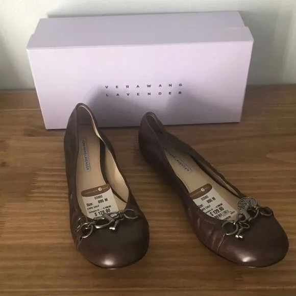 NIB Vera Wang Leather Libbie Cafe Calf Flats - 10