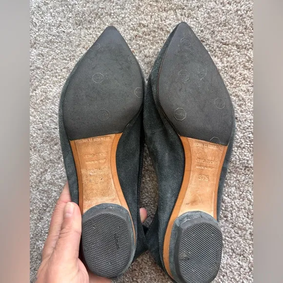 Nicholas Kirkwood Beya Charcoal Grey Suede Flats / Loafers