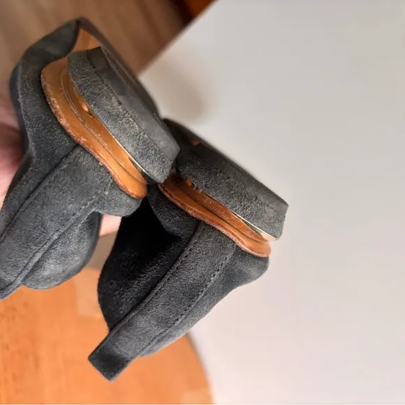 Nicholas Kirkwood Beya Charcoal Grey Suede Flats / Loafers