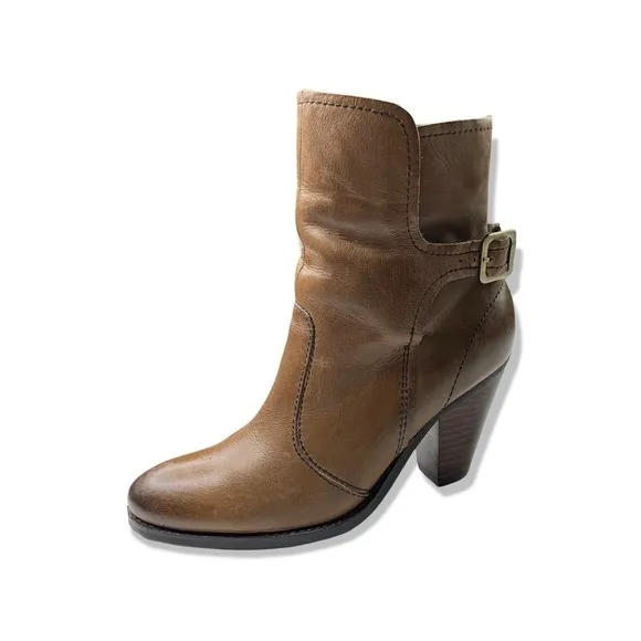 Nicole Distressed Brownish Gray Burnished Round Toe Heeled Boots Size 6