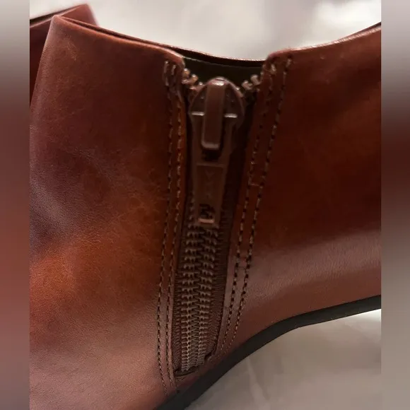 Nicole  Women’s Elegant Brown Leather Heeled Ankle Boots Size 8M