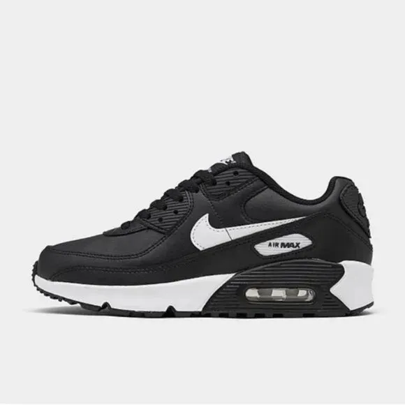 Nike Air Max 90 LTR Black Sneakers with Classic Design and Versatile Style