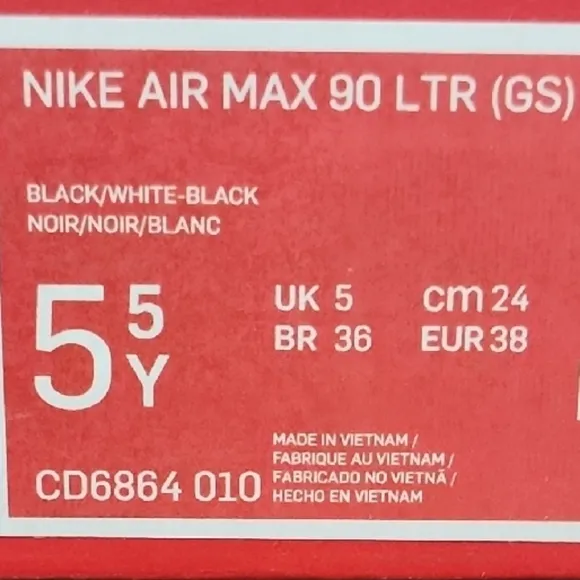 Nike Air Max 90 LTR Black Sneakers with Classic Design and Versatile Style
