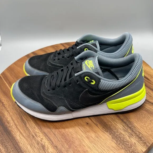 Nike Air Odyssey Shoes Mens Size 10 Leather  BLACK DARK GRAY 2014 684773-003
