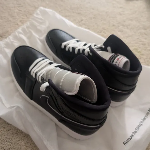 Nike Black and White Mid-Top Sneakers with Padded Collar Air Jordan 1