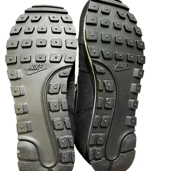 Nike Black Athletic Shoes with Minimalist Design