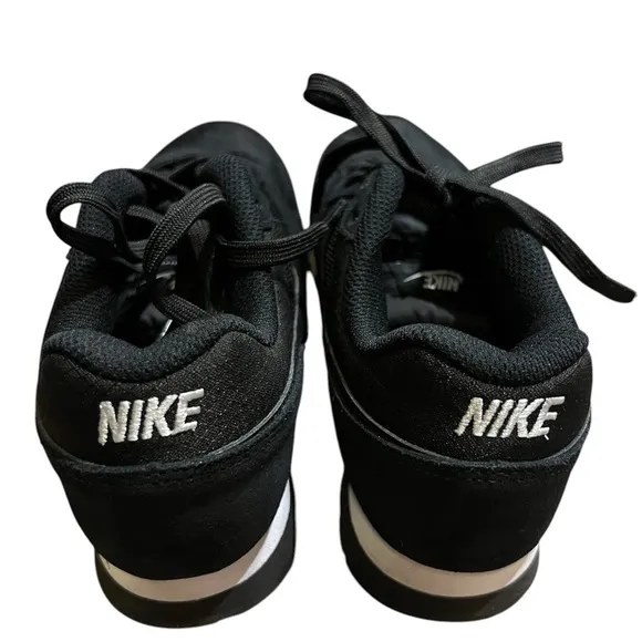 Nike Black Athletic Shoes with Minimalist Design