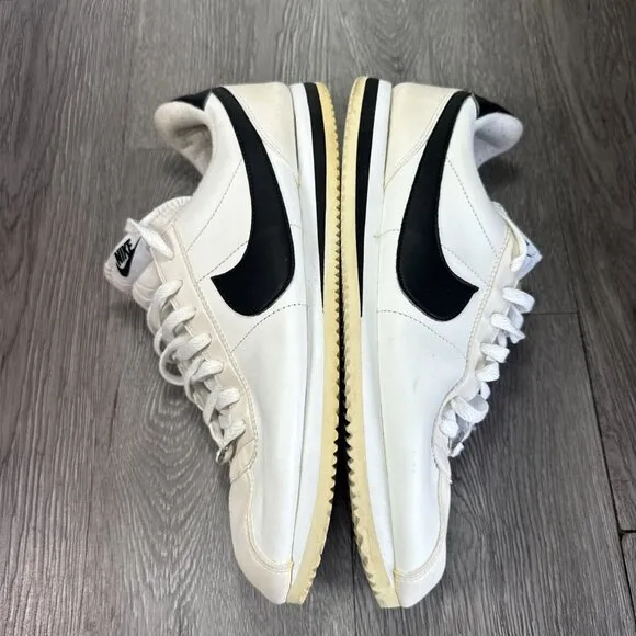 Nike Cortez Basic Leather White Black Shoes 819719-100 Men's Size 12 Pre-owned