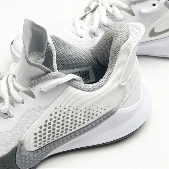 NIKE Mamba Fury White Wolf Gray Platinum Snakeskin Textured Athletic Sneakers