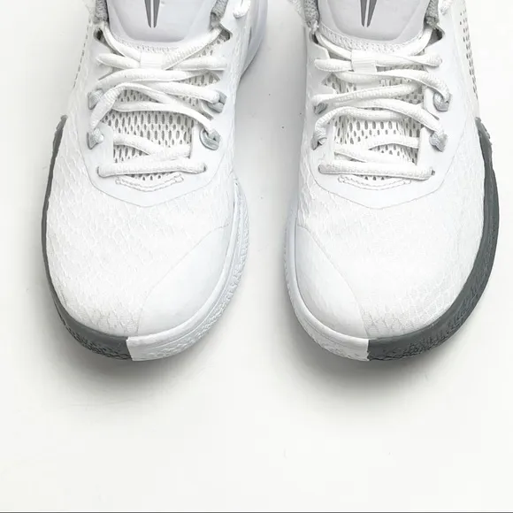 NIKE Mamba Fury White Wolf Gray Platinum Snakeskin Textured Athletic Sneakers