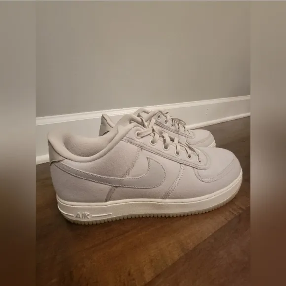 Nike Men's Air Force 1 Low Retro QS Canvas Sneakers Light Bone Size 11