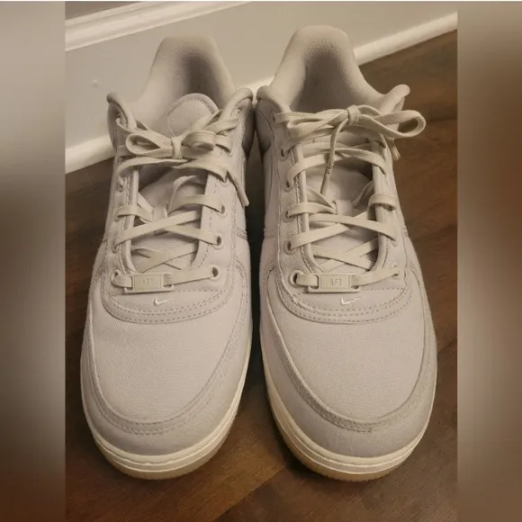 Nike Men's Air Force 1 Low Retro QS Canvas Sneakers Light Bone Size 11