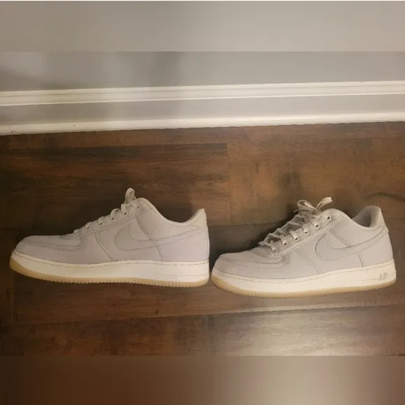 Nike Men's Air Force 1 Low Retro QS Canvas Sneakers Light Bone Size 11